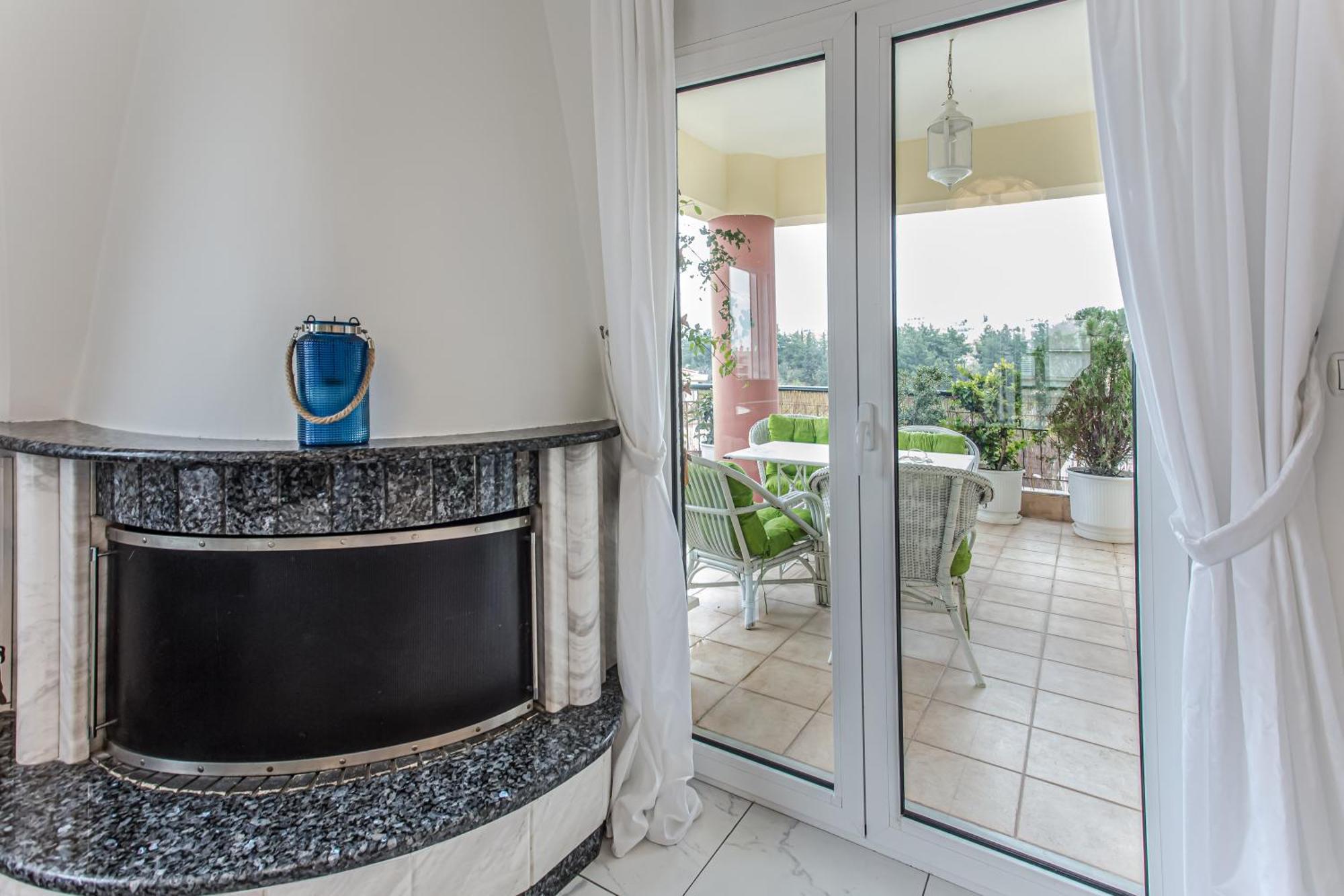 Celestial Garden-Thessaloniki'S Modern, Eclectic Penthouse With An Amazing View And Veranda 外观 照片